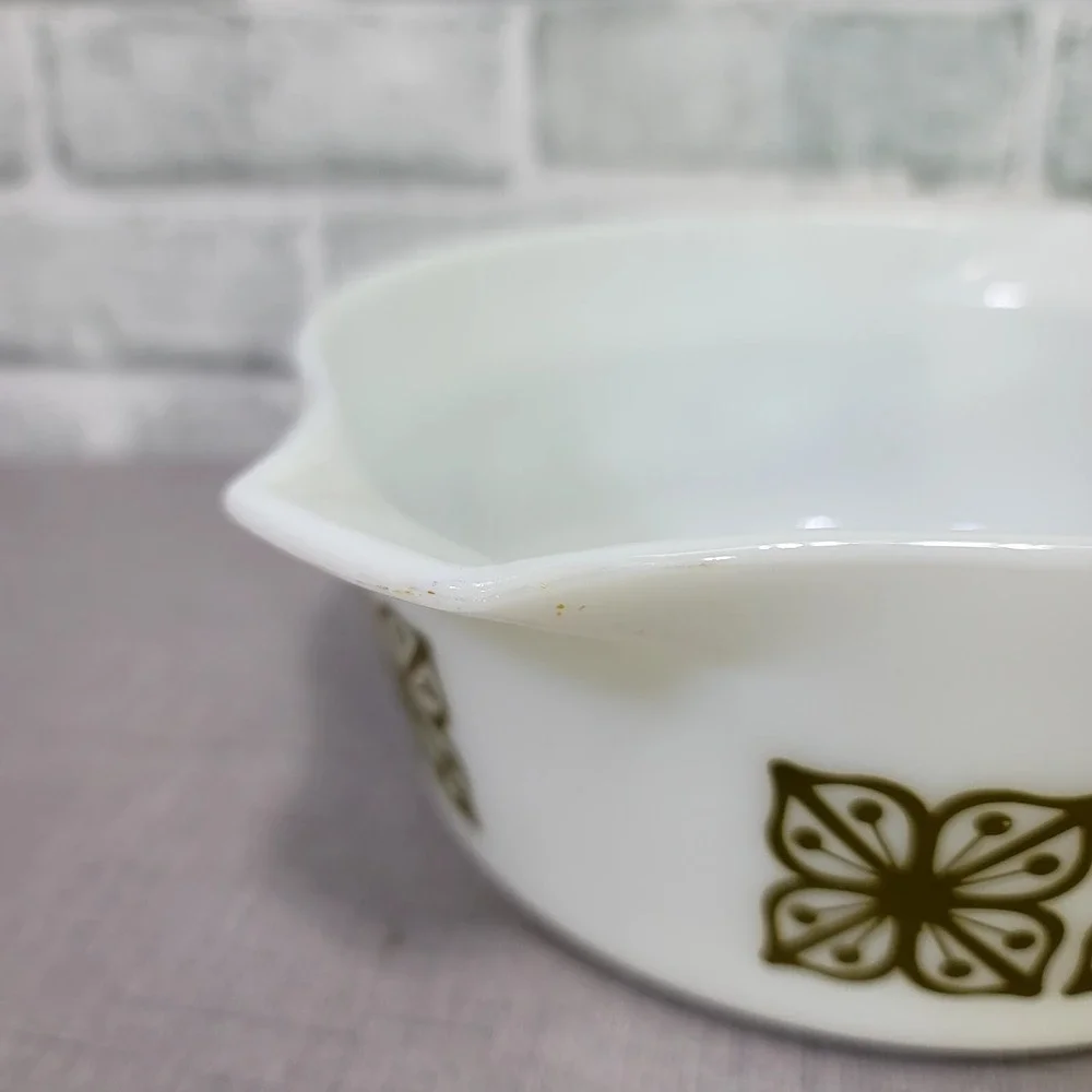 Pyrex 475-B Verde Olive Green Floral‎ 2.5 Qt Cinderella Casserole Dish Bowl USA